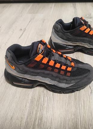 Кроссовки nike air max 95 black hyper crimson