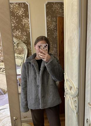 Шуба жіноча сіра