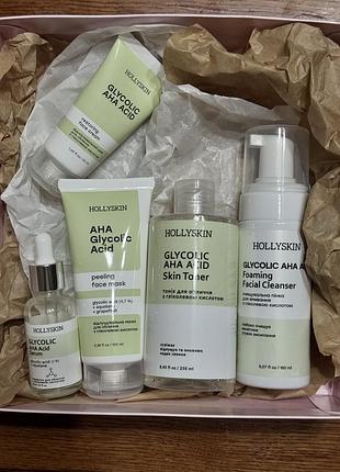 Жіночий подарунковий набір hollyskin glycolic aha acid care для догляду за обличчям