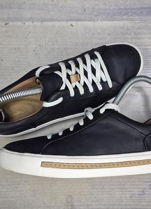 Кроссовки clarks