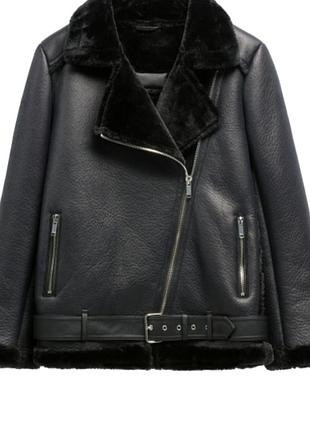 Дублянка жіноча zara чорна з поясом