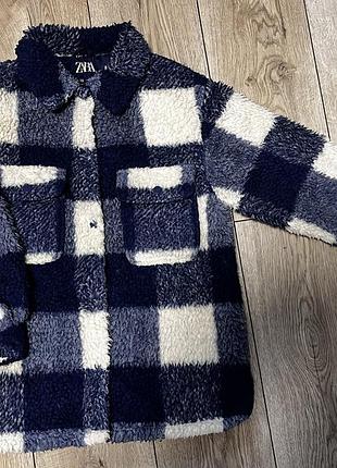Куртка дитяча zara тедді в клітинку, синьо-біла