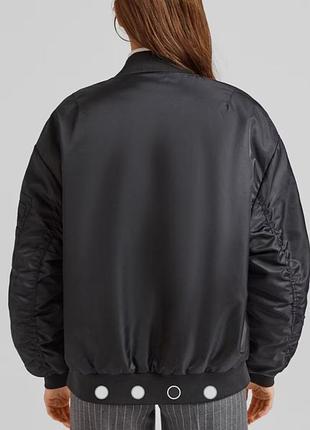 Курточка bershka 2