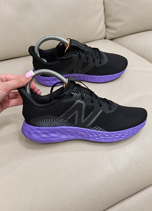 Жіночі кросівки від бренду  new balance р. 40.5 (26 см)