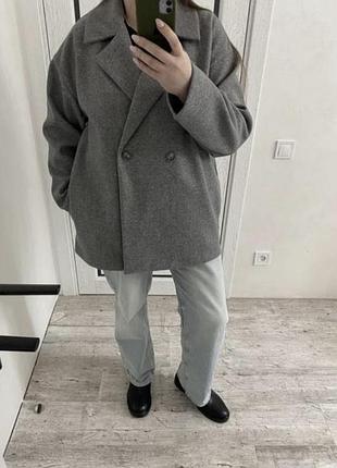 Нове тонке пальто оверсайз 50-52 р zara