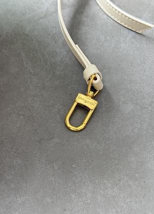 Сумка alma monogram louis empreinte vuitton leather cream 2