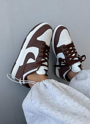 Кросівки унісекс nike sb dunk baroque carving/year of horse коричневі, білі, шкіра