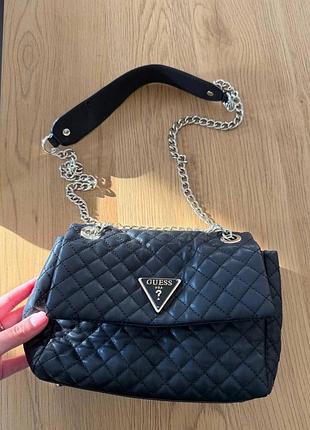 Сумка для жінок guess чорна