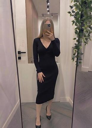 Чорна приталена сукня міді zara xs