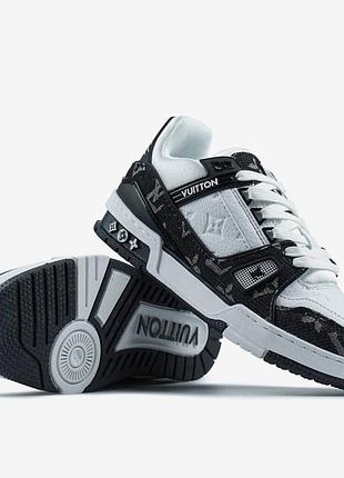 Louis vuitton trainer white black