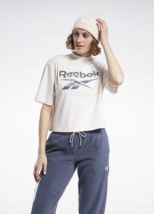 Футболка жен. reebok classics winter escape (арт. ft6267) s (40-42)