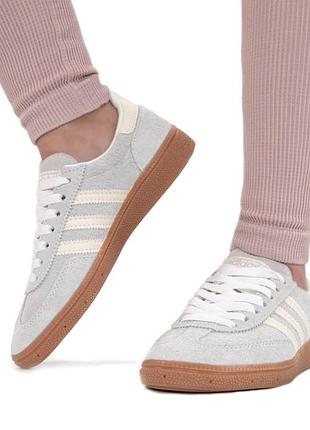 Spezial grey white gum