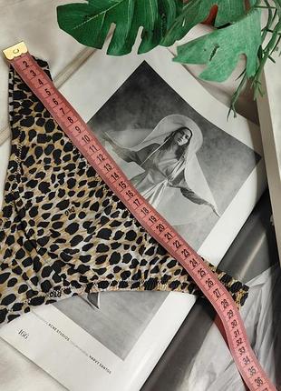 Трусики стринги в принт лео d&g 5