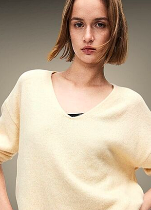 Светр оверсайз v вирізом h&m