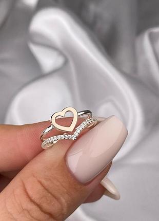Серебряное женское кольцо сердце с золотой пластиной 375 пробы