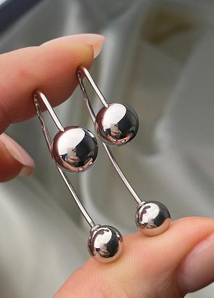 Серебряные серьги с шарикам без замка 925 проба