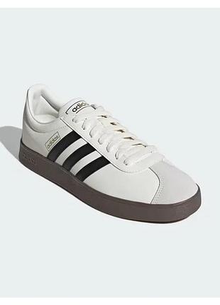 Кросівки унісекс adidas білі, чорні 41 1/3