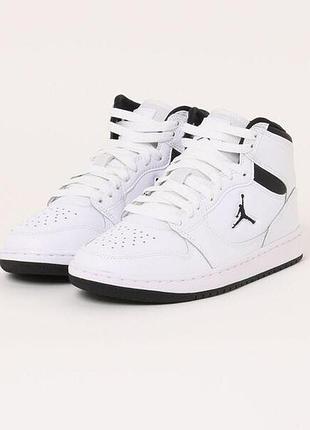 Кросівки жіночі jordan court connect mid (iq8289-100)