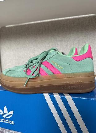 Кросівки жіночі adidas gazelle м'ятні з рожевим