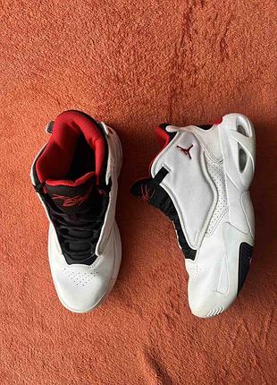 Кроссовки хайтопы фирмы jordan 38 размера по стельке 25 см