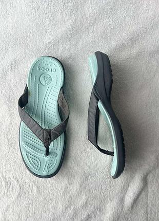 Вьетнамки фирмы crocs размер m 6 (наш 37-38 размер) по стельке 24,5 см.