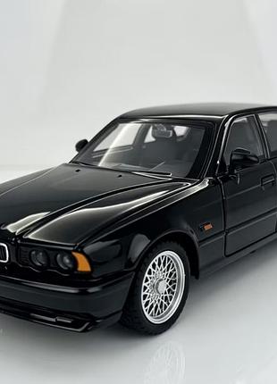 Колекційна моделька bmw m5 e-34, чорна, металева