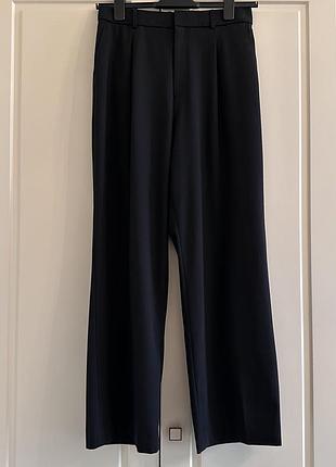 Брюки женские uniqlo, новые, размер 46 (м).