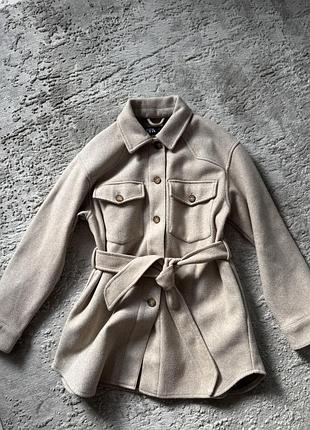 Жіноче пальто zara бежеве s