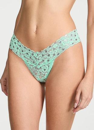 Кружевные трусики тонг victoria's secret в горошек