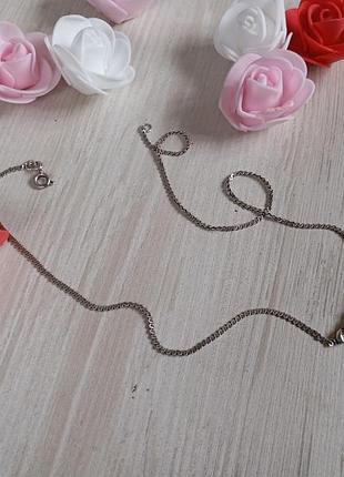 Серебристая цепочка с подвеской 5