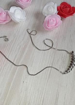 Серебристая цепочка с подвеской 6