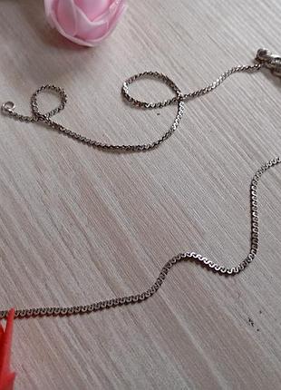 Серебристая цепочка с подвеской 8