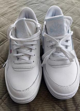 Кросівки жіночі reebok court peak білий