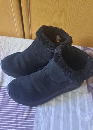 Угги жіночі