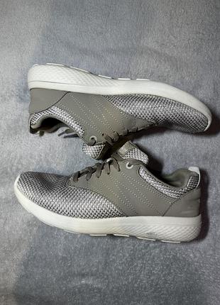 Кросівки жіночі skechers сірі, розмір 37.5