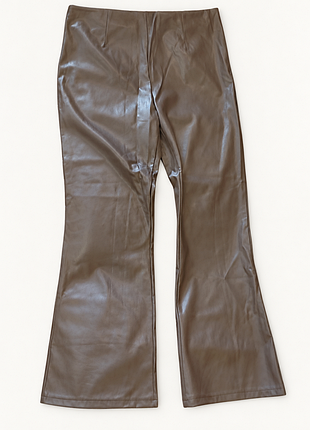 Новые брюки asos design curve экокожа клеш паркс 20 / eu 48