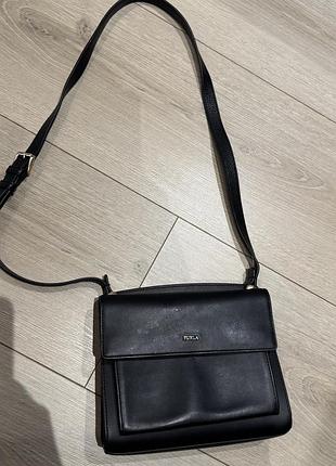 Сумка жіноча furla чорна шкіряна
