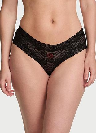 Кружевные трусики чики victoria's secret со стразами
