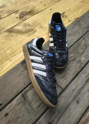 Adidas samba. adidas. кроссовки адедас. кроссовки 42 размер. кроссовки adidas. кожаные кроссовки. кроссовки. мужские кроссовки.