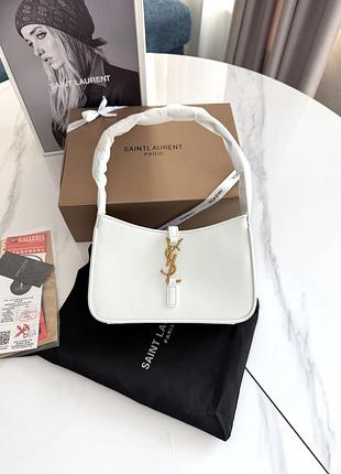 Ysl hobo le 5a 7 white (дефект-розовое пятно на коже, отсутствие язычок)