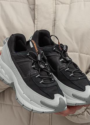Чоловічі кросівки nike zoom vomero roam white black