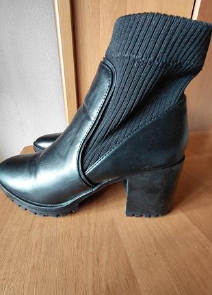Продам черевики бренду zara.