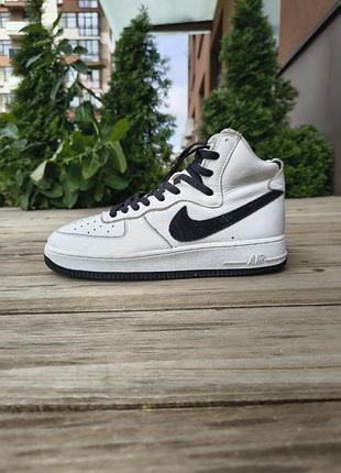 Кроссовки найк. кроссовки nike.nike air force. nike. кроссовки 41 размер. высокие кроссовки найк. кроссовки. кожаные кроссовки.