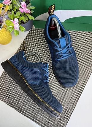 Оригінальні туфлі dr martens