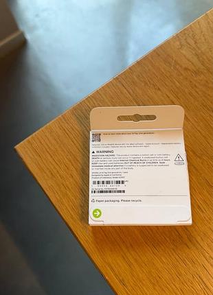 Компактний трекер від apple airtag 2
