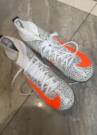 Бутси  nike 35р.eur