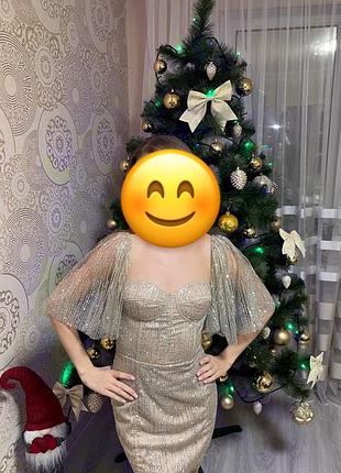 Жіноча міні сукня з гіпюру