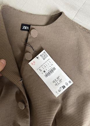Жилетка жіноча zara у клітинку бежева s