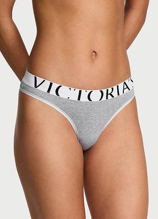 Трусики тонг victoria's secret с логотипом