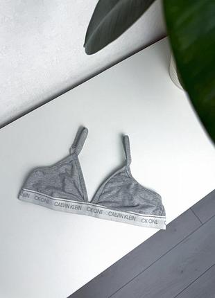 Топ calvin klein